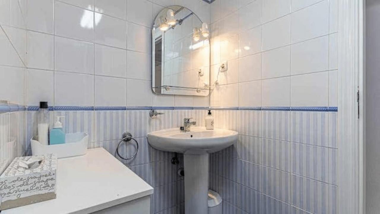 797 Holiday Rentals - Piso Para 4 Con Amplia Terraza Al Jardin Y Al Mar ベナルマデナ エクステリア 写真