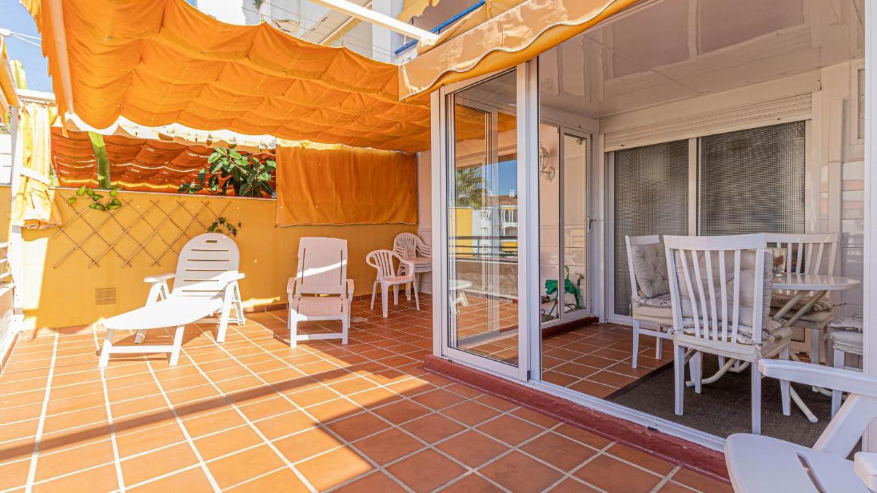 797 Holiday Rentals - Piso Para 4 Con Amplia Terraza Al Jardin Y Al Mar ベナルマデナ エクステリア 写真
